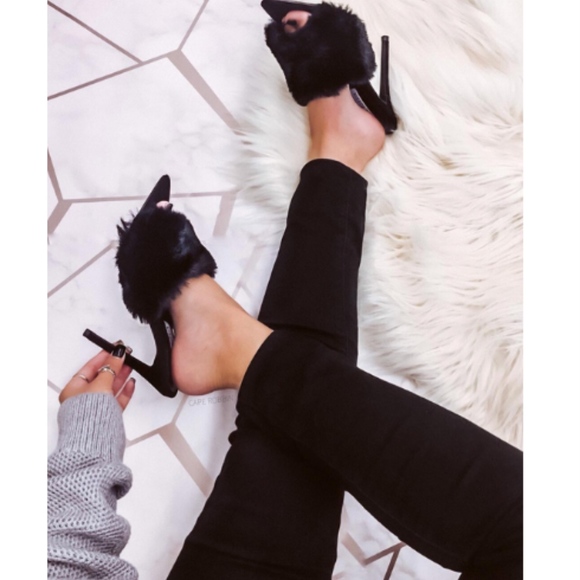 “SAVAGE” Fury Boss Babe Mule - Picture 4 of 8